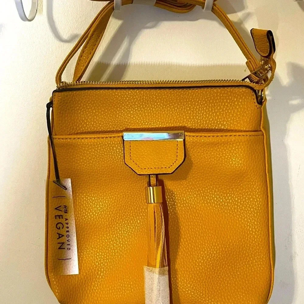 Deluxity Los Angeles Yellow Vegan Peta approved Women Crossbody Messenger - Picture 3 of 17